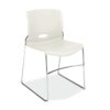 silla blanca para visitas apilable